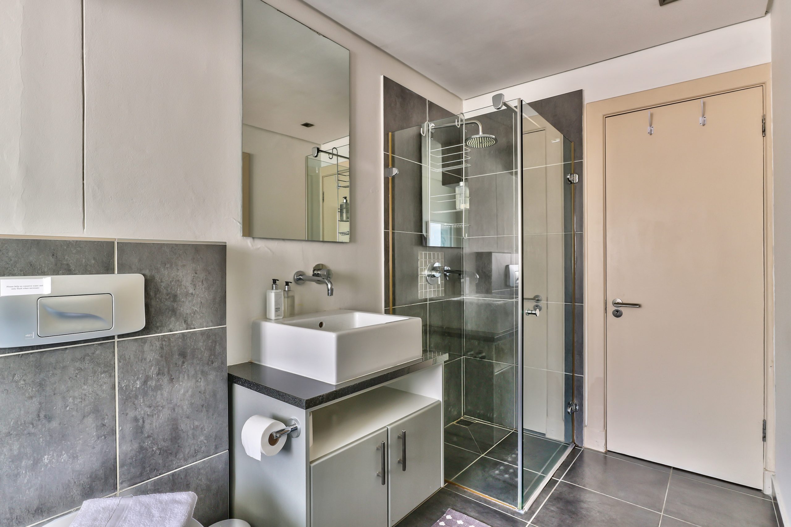 Amazing 2 Bed Apartment - The Edge