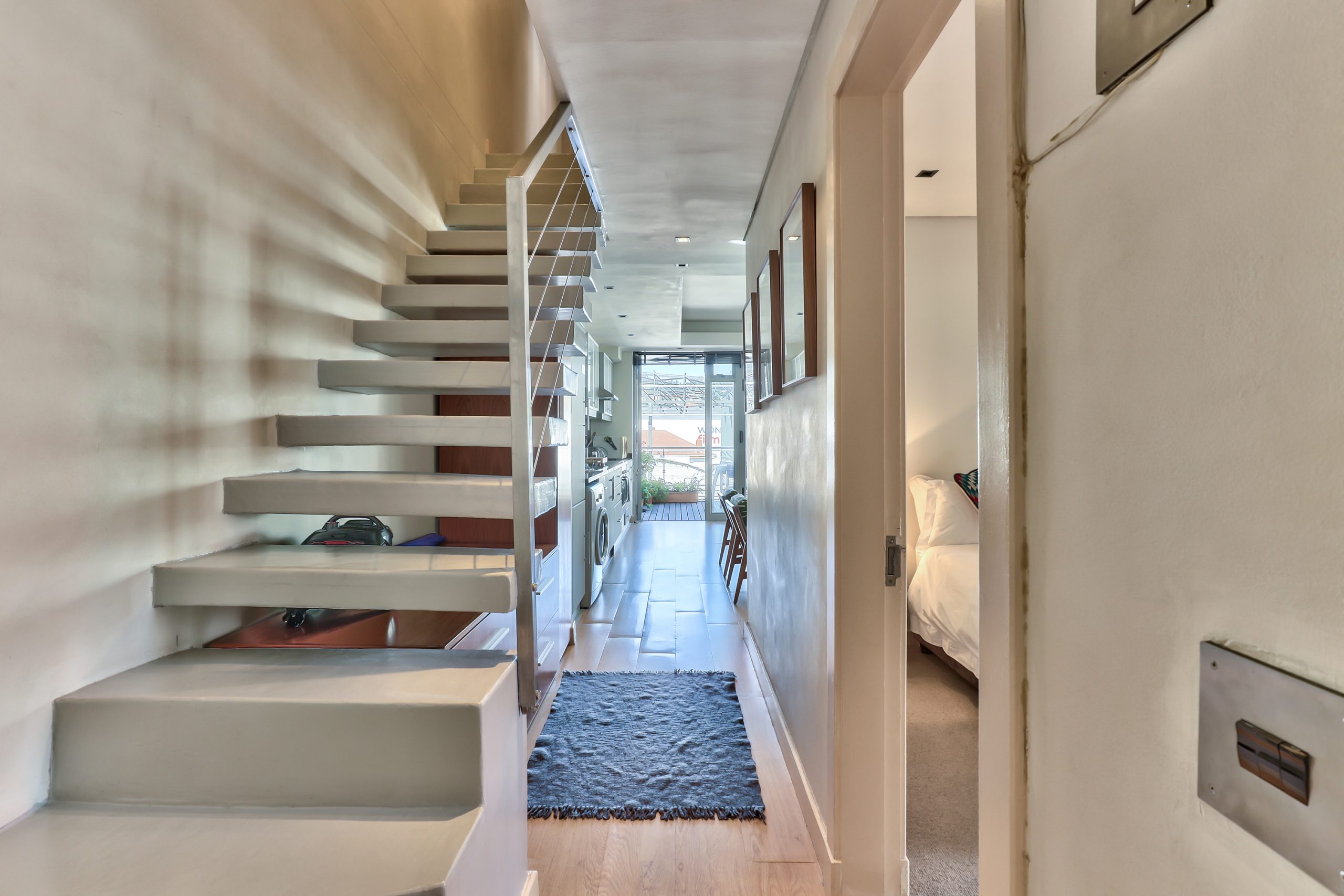 Amazing 2 Bed Apartment - The Edge